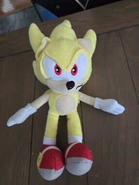 Sonic The Hedgehog Super Sonic Plush Keychain